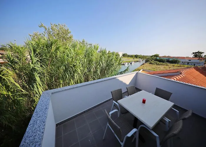 Noa Zdrijac * Нин